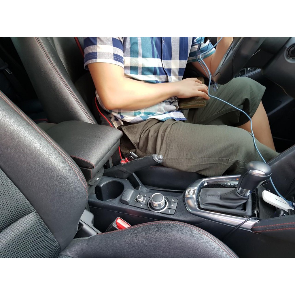 Hộp tỳ tay Mazda 2 tự lắp Kibbet loại 1490 bản năng cấp thiết kế liền khối tích hợp cổng sạc USB có nắp trượt tiện lợi