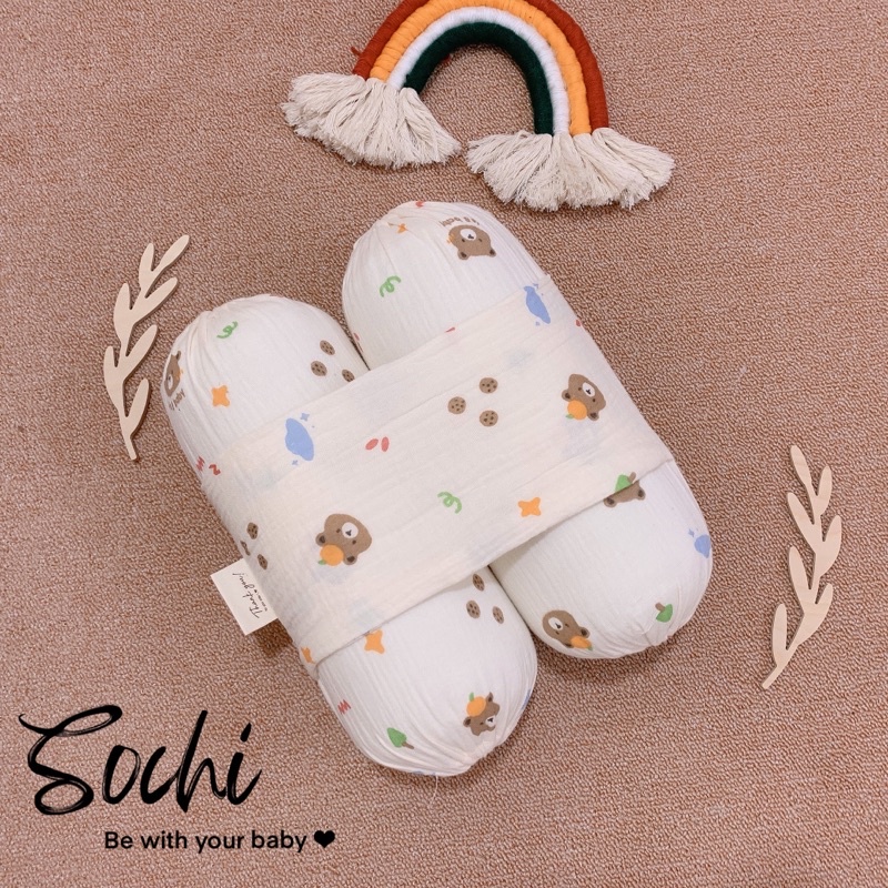 Gối chặn bụng vải xô muslin ruột bông cho bé