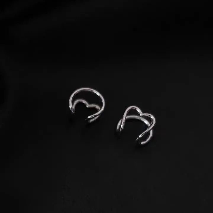 Heart Shaped Non Pierced Earrings Simple and Personality Style for Women