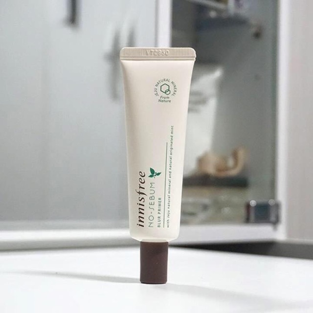 🍃🍃Kem lót kiềm dầu Innisfree No-sebum Blur Primer( 25ml)