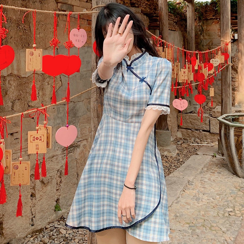 Đầm Sườn Xám Trung Hoa Họa Tiết Kẻ Sọc Thời Trang Mùa Hè 2022