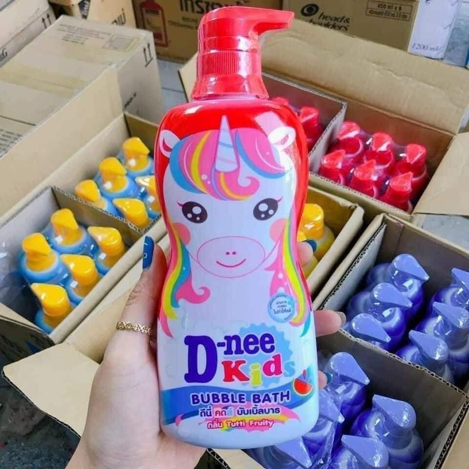 Sữa tắm Dnee Kid hình thú 400ml