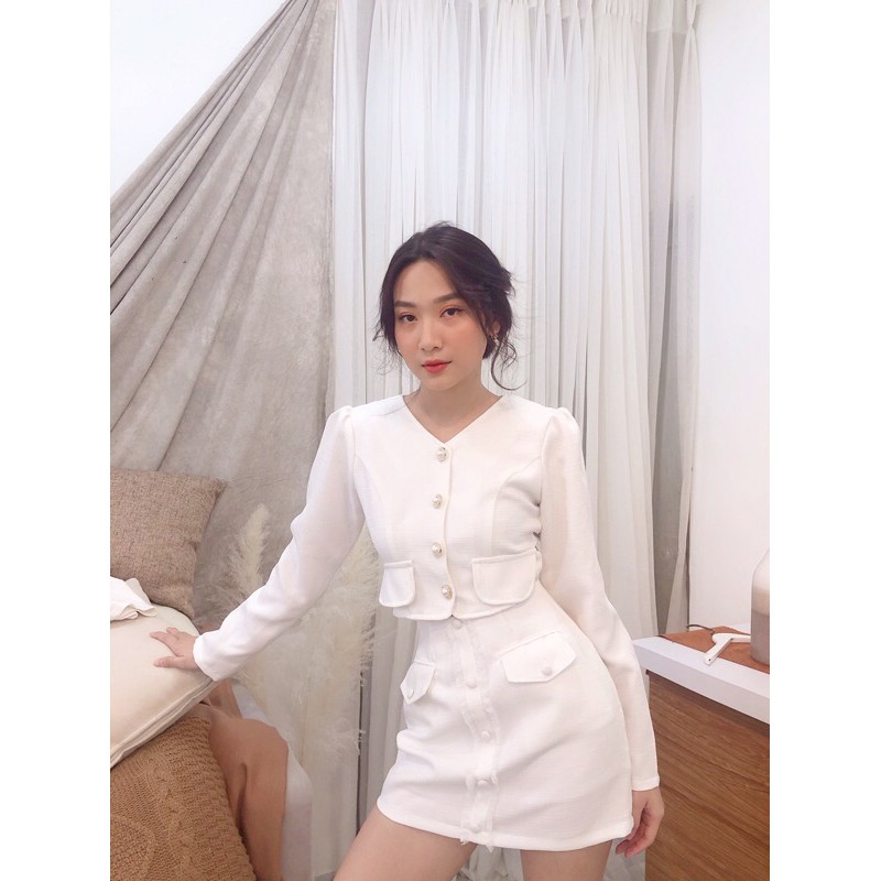 DONNA SET ÁO CÚC TRAI VÀ CHÂN VÁY CAO CẤP | BigBuy360 - bigbuy360.vn