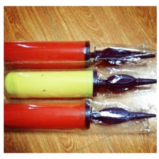 [HOT DEAL] Bơm bóng bay cầm tay loại tốt