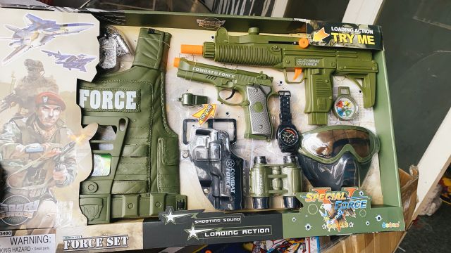 Bộ áo đồ chơi kèm áo bảo hộ và phụ kiện