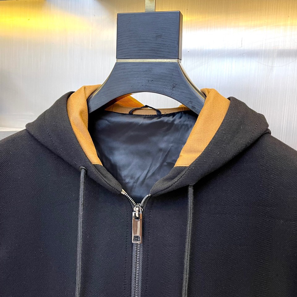 Áo khoác nỉ nam cao cấp Burberry BBR kiểu dáng trẻ trung, năng động