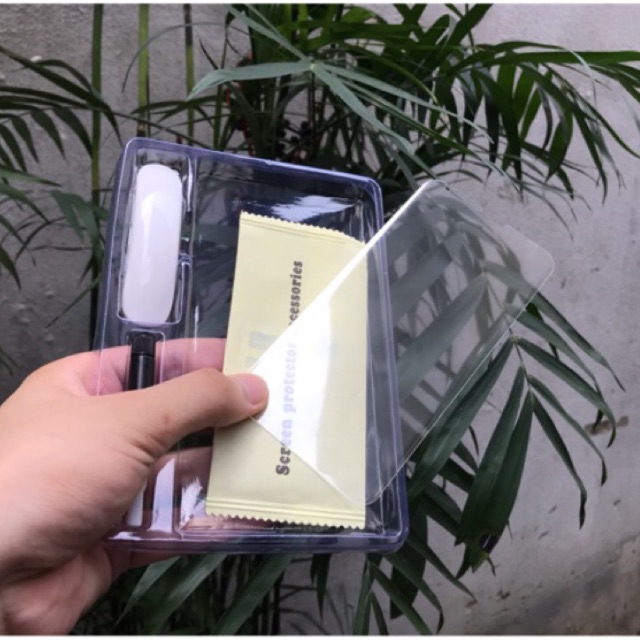 Dán full màn hình tia keo UV cho LG V30
