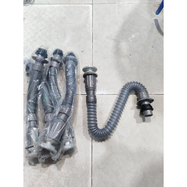 xả chậu lavabo ruột gà