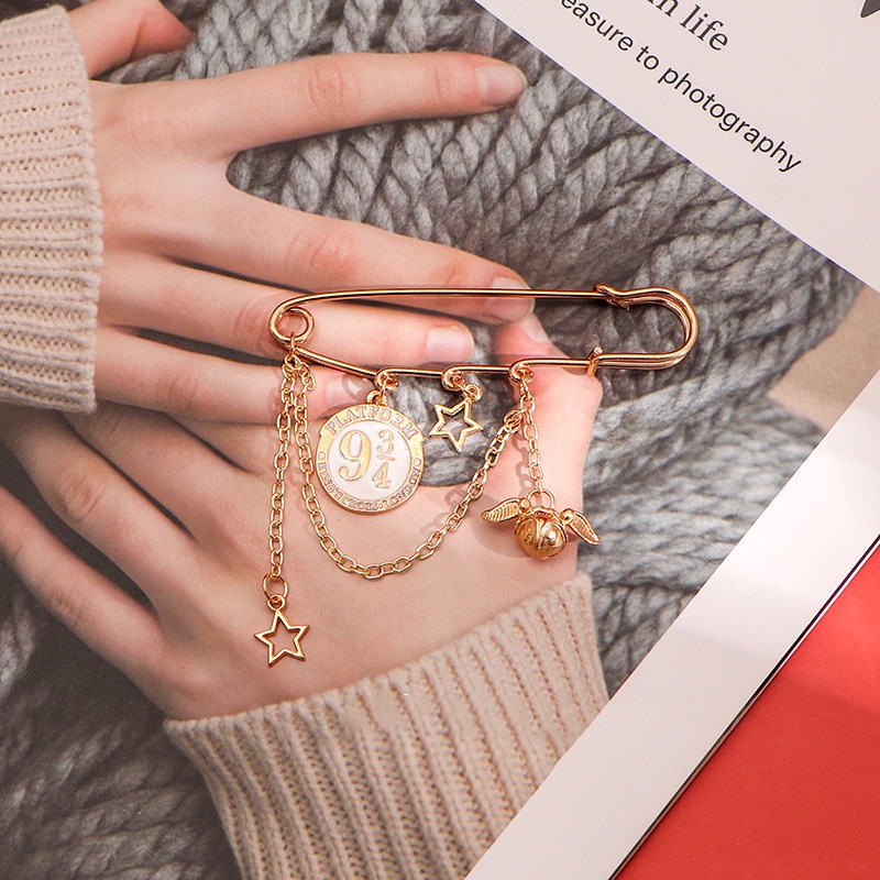 Huy Hiệu Cài Áo Hình Nhân Vật Snitch Trong Phim Harry Potter 943