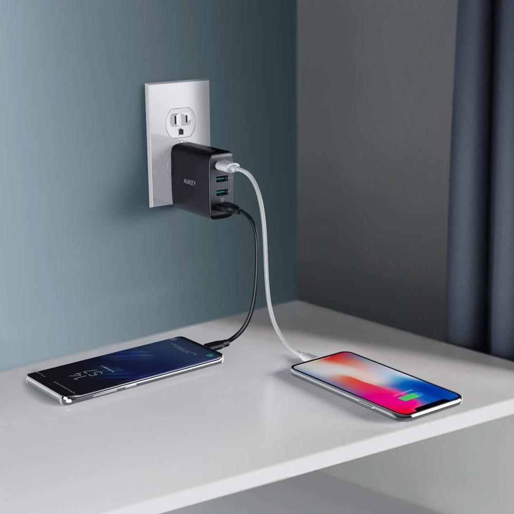 Đầu Sạc Nhanh Aukey Us Pa-T18 3.0 42w 4 Cổng Cho Ns Switch / Phone Chất Lượng Cao