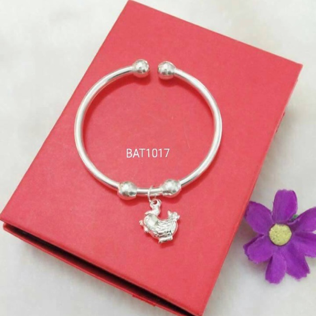 Lắc gà cho bé Gà bạc 925 làng nghề HD