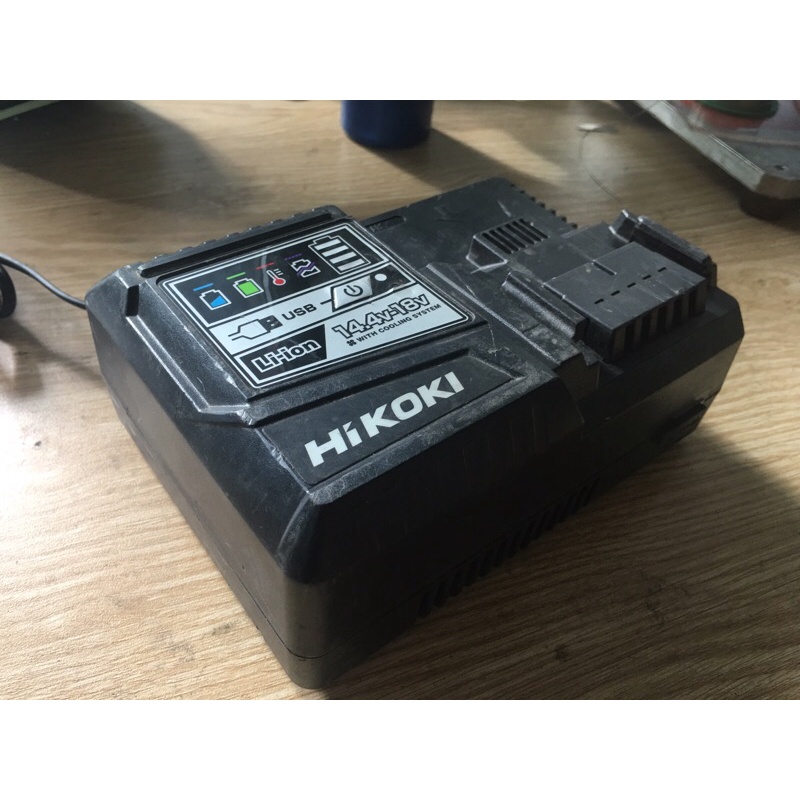Sạc pin lion Hitachi có cổng USB UC18YDl