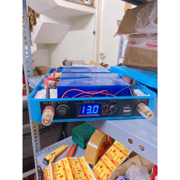 Pin lifepo4 12V 50Ah đóng hộp đủ phụ kiện