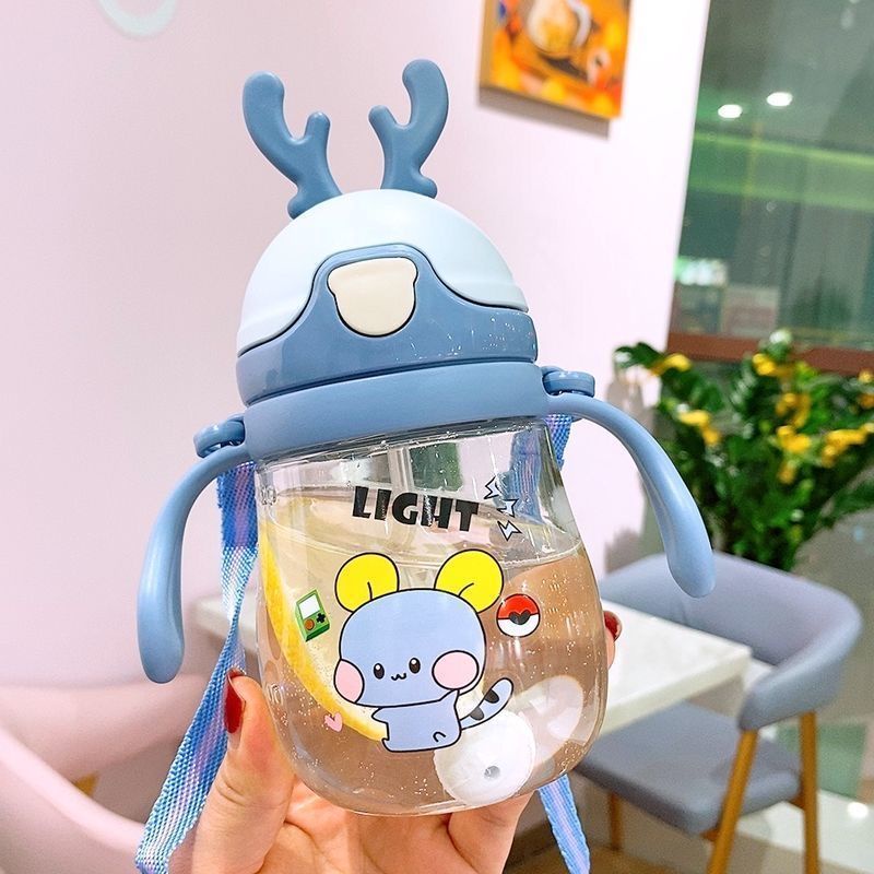 Bình tập uống nước cho bé có ống hút silicon mềm bình hút nước cho bé sừng hưu có dây đeo cute B5