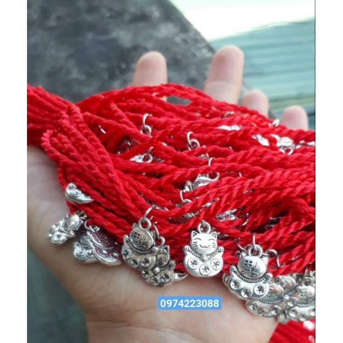 vòng tay chỉ đỏ mèo thần tài