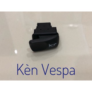 PT AT- NÚT CÔNG TẮC KÈN CHO XE VESPA , SẢN PHẨM CHẤT LƯỢNG , TẶNG KÈM 1 MIẾNG TEM DÁN XE TRANG TRÍ.