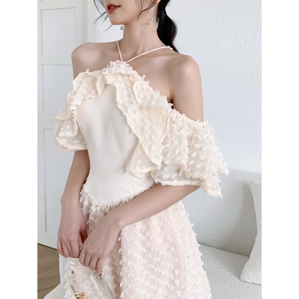 Váy xòe Chillgals trễ vai tay bèo cổ dáng yêm chất liệu vải bông vân mây Hàn Quốc cao cấp VA-038