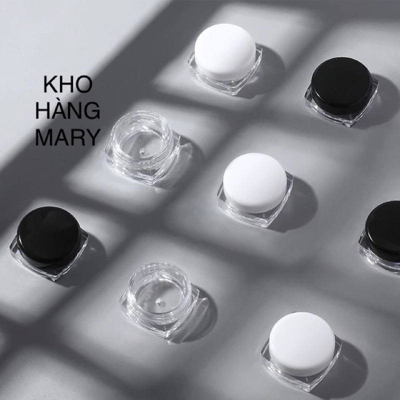 SET 50 Lọ Chai thủy tinh cao 10ml đầu xịt sương chiết nước Hoa ( giá sỉ)- Chai hủ lọ nhỏ trong suốt đựng xịt mẫu thử