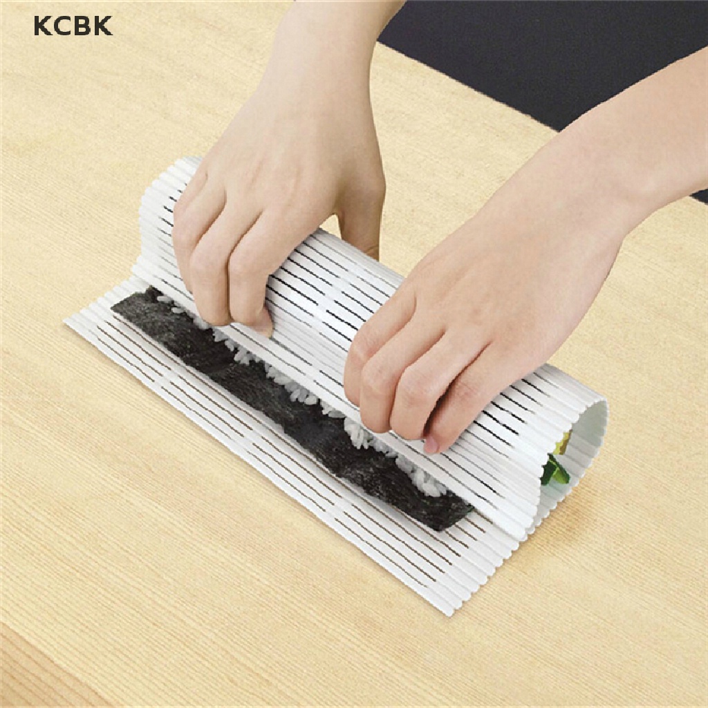 Thảm Cuộn Sushi Bằng Nhựa Tiện Dụng Cho Nhà Bếp