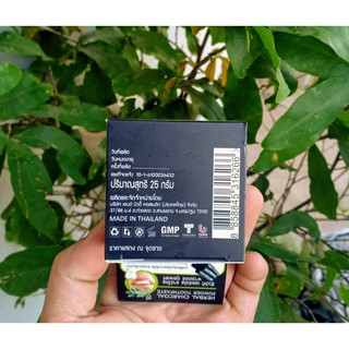 Bột Làm Trắng Răng Than Tre Thái Lan