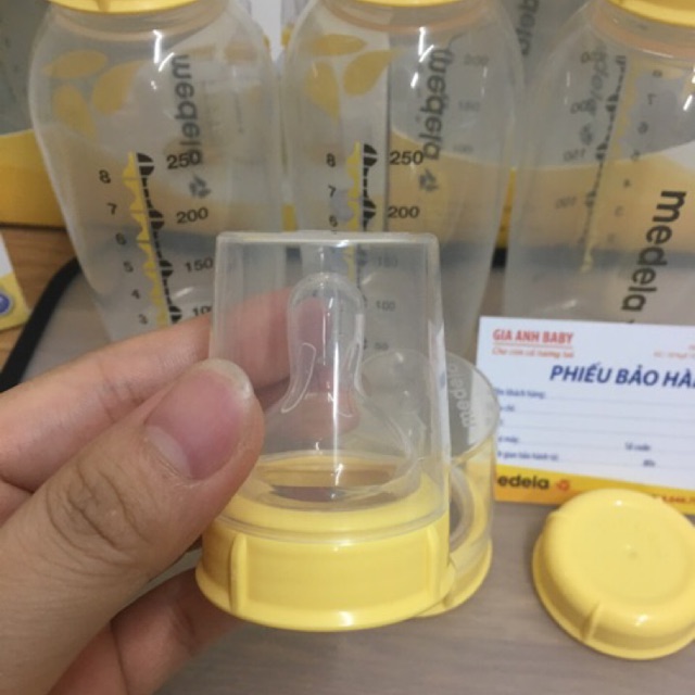 Bộ núm ti cho bé cổ hẹp medela, unimom