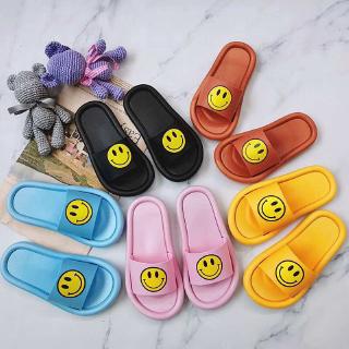 Dép Mặt Cười Siêu Cute Đế Dẻo Size Kép 5 Màu (Giá Sỉ)