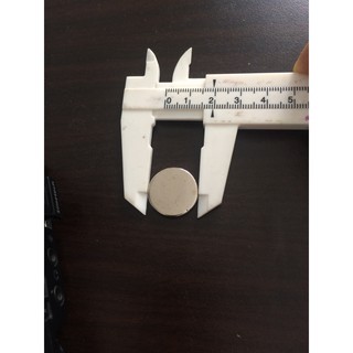 Nam châm viên tròn mỏng 20x3mm