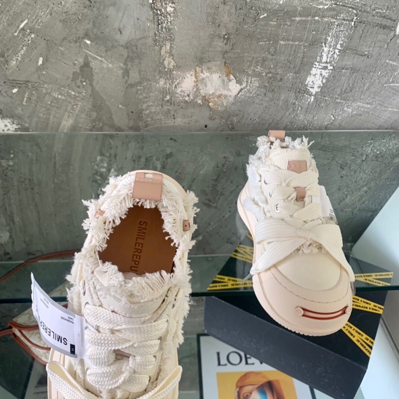 Giày thể thao nữ cao cấp thương hiệu Smilerepublic thiết kế mới tua rua phong cách