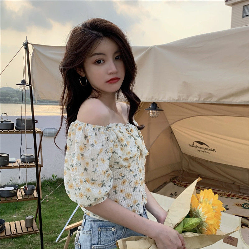 Áo Nữ Tay Ngắn Họa Tiết Hoa Thời Trang Phong Cách Hàn Quốc