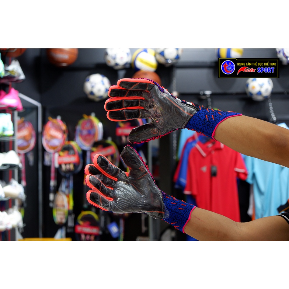 Găng thủ môn Predator Pro (không xương) - Hồng(size 8-9-10)