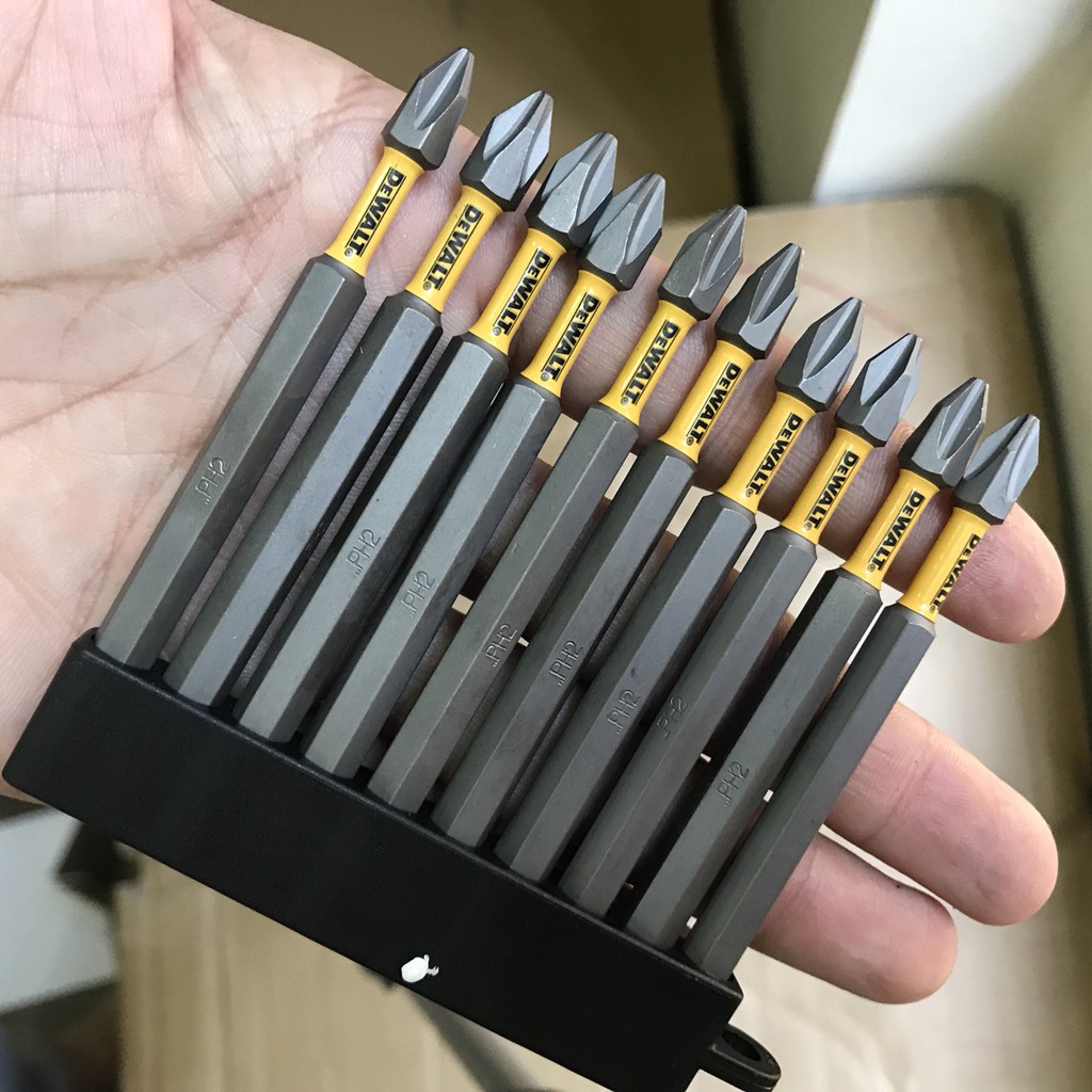 Bộ 10 Mũi Vít DeWalt Cao Cấp Có Từ 9cm Tặng Đế Gắn Vít