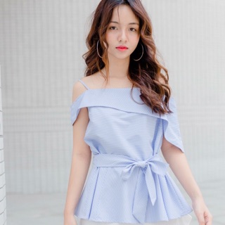 Áo trễ vai cột nơ