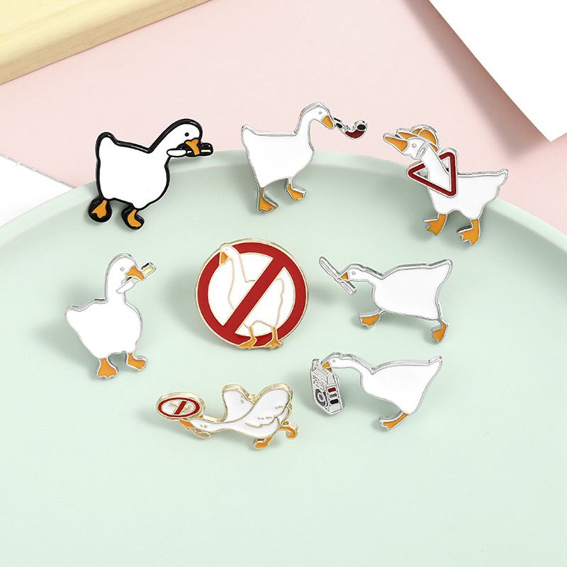 [13 MẪU] Pin cài áo vịt trắng Angry Goose Honk Bonk - GC192