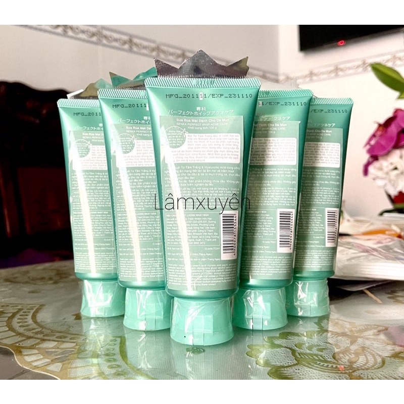 Sữa Rửa Mặt Senka Dành Cho Da Mụn 100g Perfect Whip Acne Care làm sạch bụi bẩn bã nhờn ngừa mụn giúp sáng da