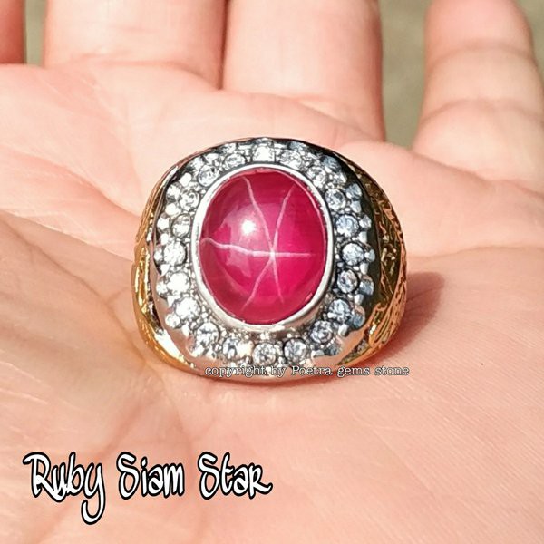 Nhẫn Đính Đá Ruby Siam Hình Ngôi Sao Tối Giản