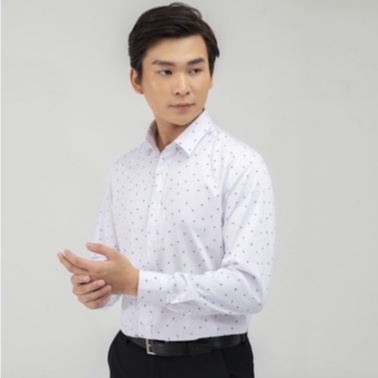 Áo sơ mi công sở nam dài tay Aristino màu trắng in lá xanh dáng ôm không túi ALS20209