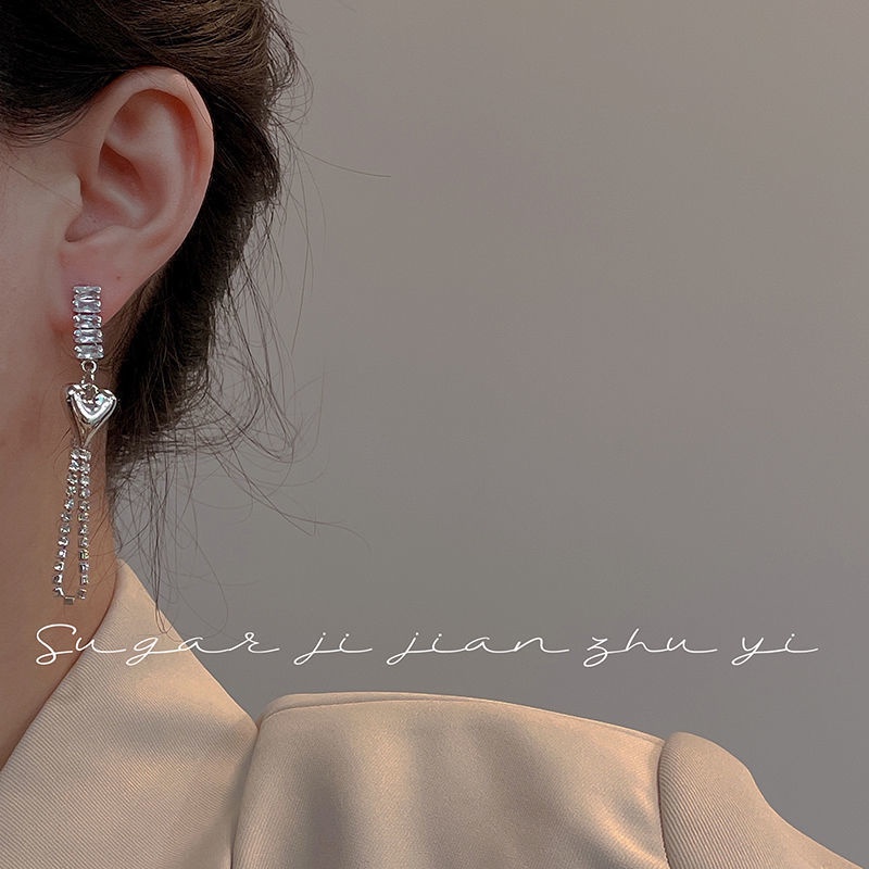 Khuyên Tai Dây Xích Hình Trái Tim Siêu Lấp Lánh Thiết Kế Đơn Giản Thời Trang Năm 2022 Dành Cho Bạn Nữ
