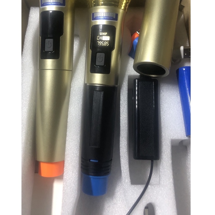 Bộ 2 Micro Sạc Karaoke Không Dây Cho Loa Kéo - Amply Cao Cấp Tặng Kèm Pin Sạc to 18650 loa  kéo  200w