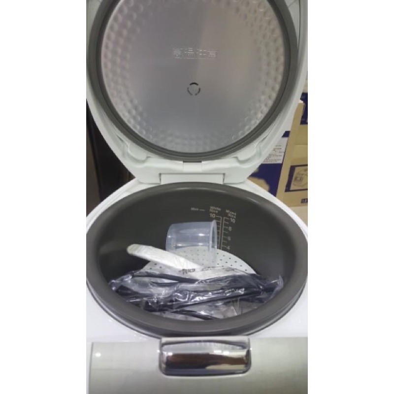 Nồi cơm điện tử TOSHIBA RC-18NMF (WT)vn | BigBuy360 - bigbuy360.vn