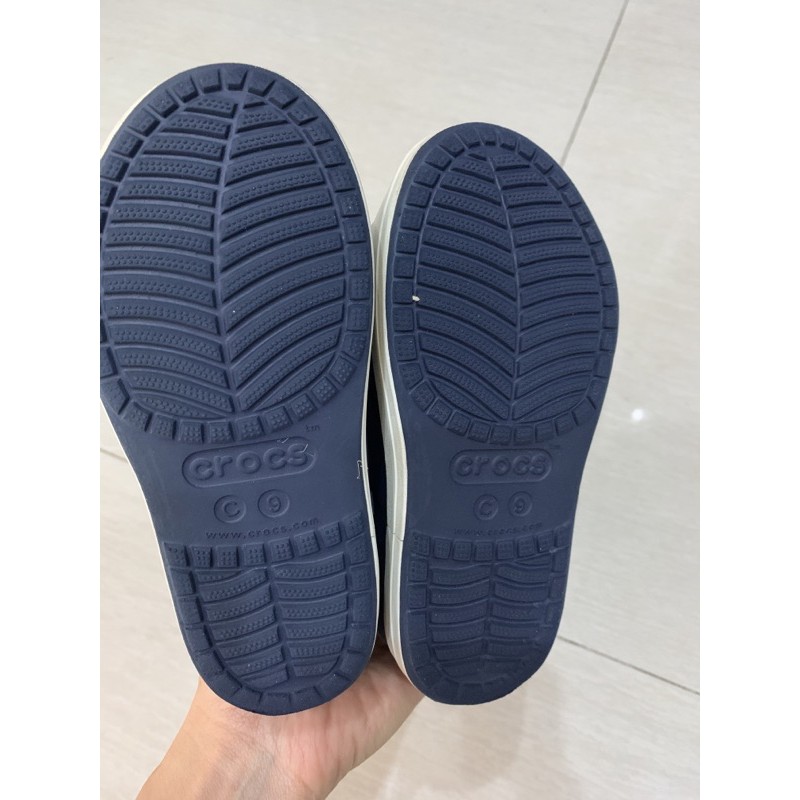 Ủng Crocs bé trai