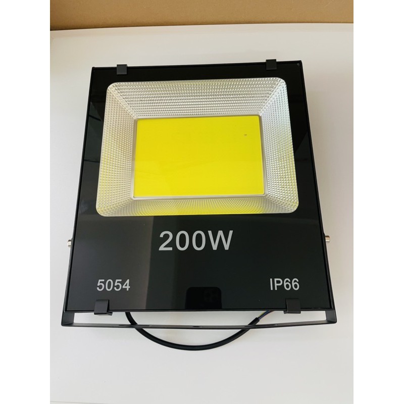 Pha Điện 200W ( Đủ Wat) as trắng ,siêu sáng , chất lượng | BigBuy360 - bigbuy360.vn