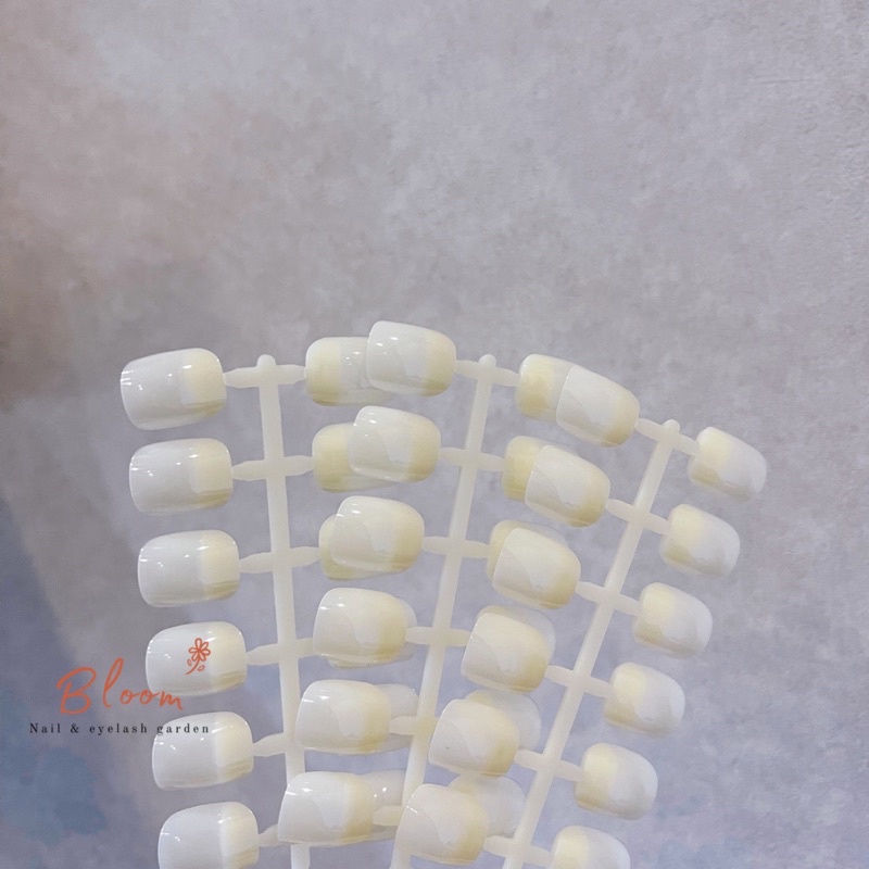 Móng giả vuông tập vẽ 10 vỉ 240 móng