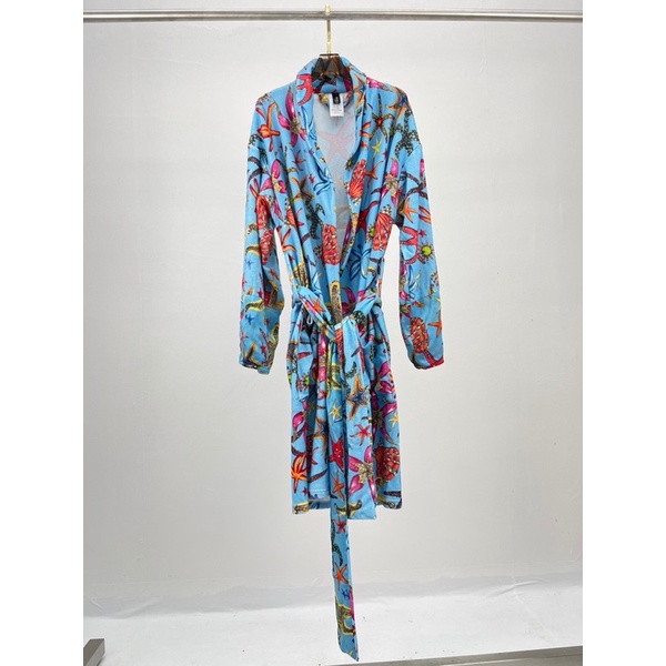 Áo choàng tắm hoạ tiết sao biển nhiều màu chất liệu vải cao cấp thấm hút tốt thương hiệu thời trang cao cấp Versace | BigBuy360 - bigbuy360.vn