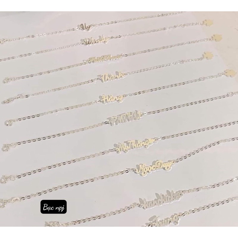 Lắc tay khắc tên BNP bạc ta đủ sezi tay.thiết kế tỉ mỉ chuẩn theo yêu cầu