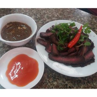 Thịt trâu gác bếp