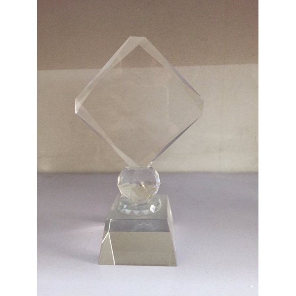 Cúp Pha Lê Vuông Ngiêng