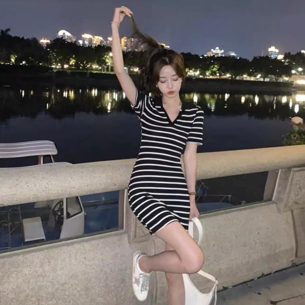 Đầm body sọc ngang tay ngắn cổ bẻ DB010