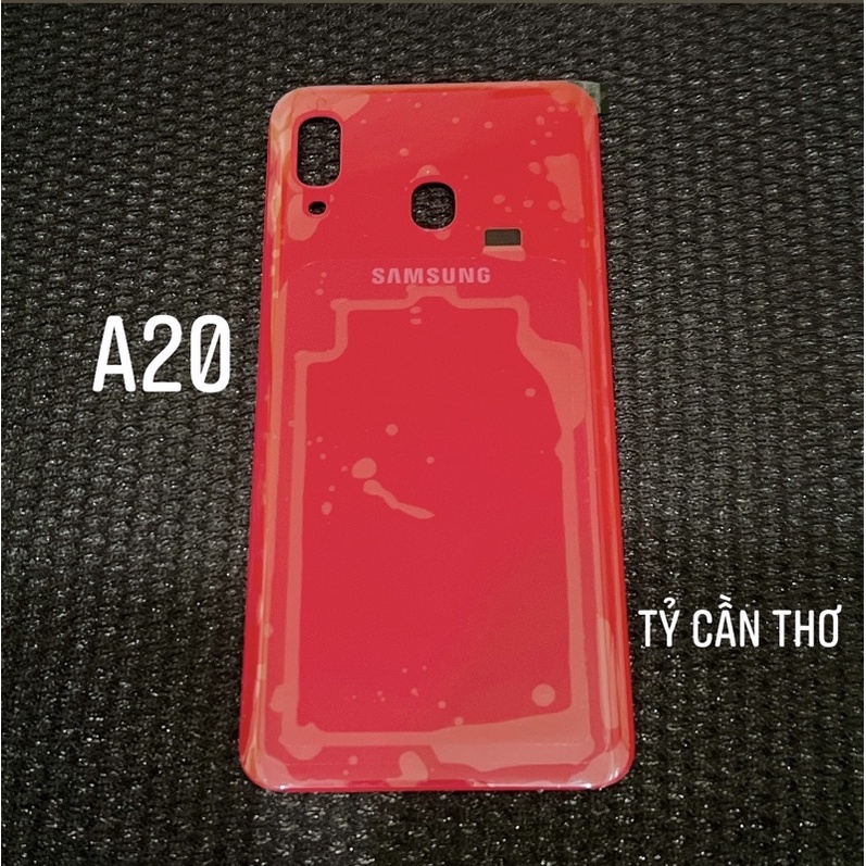 Bộ vỏ sườn / Có bán nắp lưng rời điện thoại Samsung Galaxy A20 zin