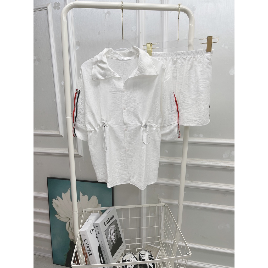Set đồ nữ sơ mi thom, Set bộ nữ áo sơ mi viền tay và quần đùi xẻ tà đóng cúc siêu hot