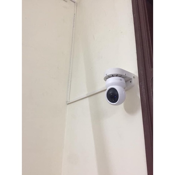 Camera wifi không dây, xoay 360 độ, Ezviz TY1 C6N 4MP 2K siêu nét, đàm thoại 2 chiều, theo dõi chuyển động (BH 2 năm)